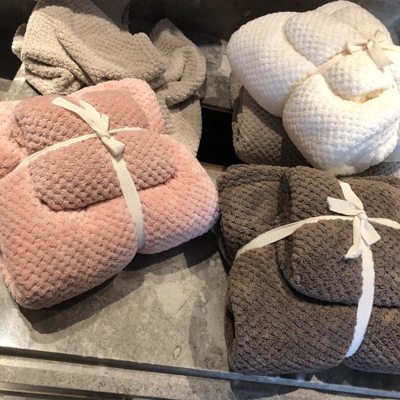 Ensemble de serviettes de bain en corail avec motif ananas, absorbantes et douces, de la marque eprolo.